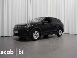 Svart (deep black (endast lagerb) Begagnad 2024 VW Tiguan Life SUV | 369 500 kr (Lite dyr)