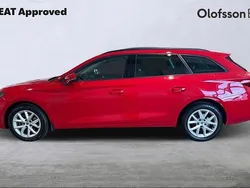 Röd Begagnad 2020 Seat Leon Kombi | 219 900 kr (Marknadspris)