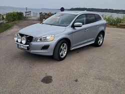 Silver Begagnad 2011 Volvo XC60 R-Design SUV | 89 000 kr (Marknadspris)