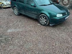 Begagnad 2000 VW Golf IV Kombi | 19 000 kr (Marknadspris)