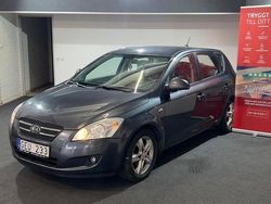Grå Begagnad 2008 Kia Ceed Halvkombi | 25 000 kr (Marknadspris)