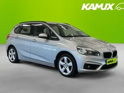 Silver/grå Begagnad 2015 BMW 218 Minibuss | 114 800 kr
