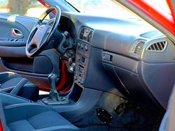 Röd Begagnad 2002 Volvo V40 Kombi | 19 900 kr (Lite dyr)