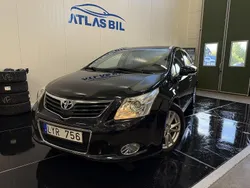 Mörkblå Begagnad 2011 Toyota Avensis Kombi | 89 900 kr (Marknadspris)