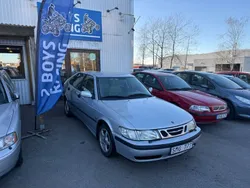 Ljusgrå (grå) Begagnad 2001 Saab 9-3 Halvkombi | 45 000 kr