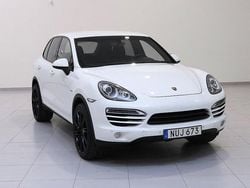 Vit Begagnad 2011 Porsche Cayenne SUV | 219 900 kr (Marknadspris)