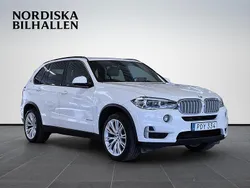 Vit Begagnad 2016 BMW X5 SUV | 309 795 kr (Marknadspris)