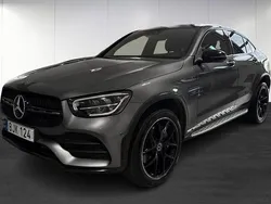 Svart Begagnad 2022 Mercedes GLC300e Sportkupé | 549 900 kr