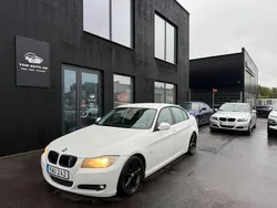 Vit Begagnad 2010 BMW 318 Comfort Edition Sedan | 75 000 kr (Marknadspris)