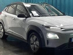 Vit Begagnad 2020 Hyundai Kona Premium SUV | 220 000 kr (Lite dyr)