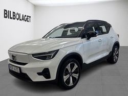 Vit Begagnad 2022 Volvo XC40 Plus SUV | 359 800 kr