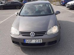 Grå Begagnad 2008 VW Golf VI Trendline Halvkombi | 20 000 kr