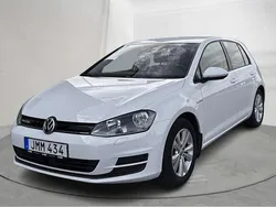 Vit Begagnad 2015 VW Golf VII | 89 000 kr (Bra pris)