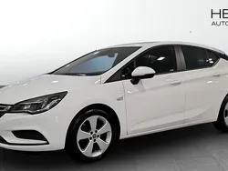 Vit (white) Begagnad 2017 Opel Astra Enjoy Halvkombi | 99 000 kr (Marknadspris)