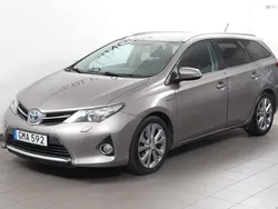 Brun Begagnad 2014 Toyota Auris Touring Sports Edition Kombi | 119 900 kr (Marknadspris)