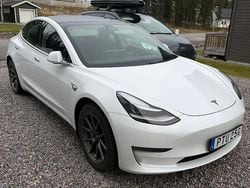 Begagnad 2019 Tesla Model 3 Long Range AWD Sedan | 220 000 kr (Bra pris)