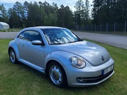 Silver Begagnad 2012 VW Beetle Halvkombi | 86 000 kr (Marknadspris)