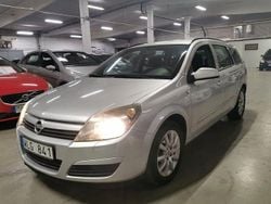 Grå Begagnad 2004 Opel Astra Kombi | 24 900 kr (Marknadspris)