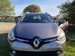 Grå Begagnad 2014 Renault Clio GrandTour Kombi | 65 000 kr (Marknadspris)