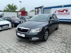 Mörkgrå Begagnad 2011 Skoda Octavia Elegance Halvkombi | 39 900 kr