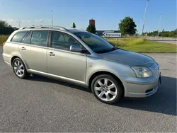 Silver Begagnad 2005 Toyota Avensis Kombi | 21 900 kr (Bra pris)