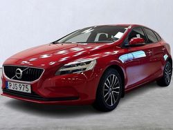Röd Begagnad 2018 Volvo V40 Business Edition Kombi | 159 900 kr (Marknadspris)