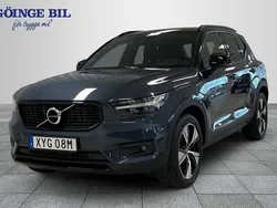 Mörkblå Begagnad 2021 Volvo XC40 R-Design SUV | 359 000 kr (Marknadspris)