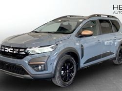 Grå (grey) Ny 2025 Dacia Jogger Extreme Kombi | 346 400 kr (Marknadspris)