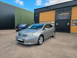 Ljusgrå (grå) Begagnad 2009 Toyota Avensis Business Edition Sedan | 59 900 kr (Marknadspris)