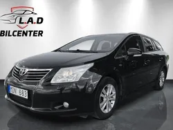 Svart Begagnad 2011 Toyota Avensis Business Edition Kombi | 89 800 kr (Marknadspris)