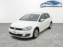 Vit Begagnad 2016 VW Golf VII Halvkombi | 129 900 kr (Bra pris)