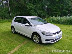 Vit Begagnad 2018 VW Golf VII Halvkombi | 145 000 kr (Marknadspris)