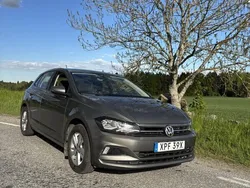Grå Begagnad 2020 VW Polo Halvkombi | 130 000 kr (Bra pris)