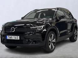 Svart Begagnad 2022 Volvo XC40 Core SUV | 349 000 kr
