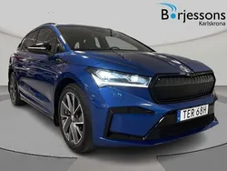 Blå Begagnad 2021 Skoda Enyaq iV SportLine SUV | 429 000 kr (Marknadspris)