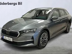 Grå Ny 2024 Skoda Octavia Selection Kombi | 373 400 kr (Marknadspris)