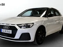 Glaciärvit metallic Begagnad 2024 Audi A1 Sportback Proline Halvkombi | 269 000 kr (Lite dyr)
