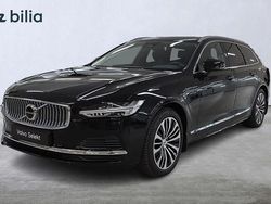 Svart Begagnad 2024 Volvo V90 Core Kombi | 479 000 kr (Marknadspris)