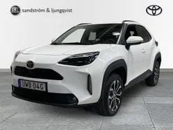 Vit Begagnad 2024 Toyota Yaris Cross Active SUV | 352 000 kr (Dyr)