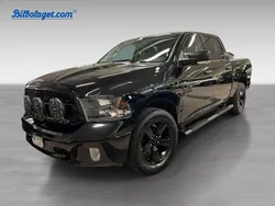 Svart Begagnad 2022 RAM 1500 Pickup | 609 000 kr (Superpris)