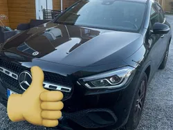 Svart Begagnad 2022 Mercedes GLA200 SUV | 399 000 kr (Marknadspris)