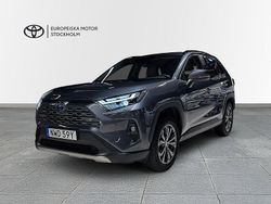 Mörkgrå Begagnad 2024 Toyota RAV4 Hybrid Executive SUV | 454 900 kr (Marknadspris)