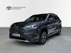 Mörkgrå Begagnad 2024 Toyota RAV4 Hybrid Executive SUV | 454 900 kr (Bra pris)