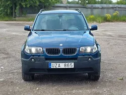 Mörkblå (blå) Begagnad 2004 BMW X3 SUV | 39 900 kr (Marknadspris)
