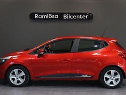 Röd Begagnad 2015 Renault Clio IV Halvkombi | 59 900 kr (Marknadspris)