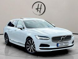 Vit Begagnad 2021 Volvo V90 SE Kombi | 299 900 kr (Marknadspris)