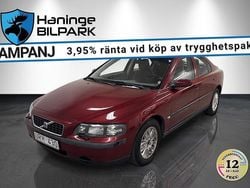 Röd Begagnad 2003 Volvo S60 Sedan | 39 995 kr (Marknadspris)