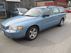 Blå Begagnad 2006 Volvo V70 Kinetic Kombi | 39 000 kr (Marknadspris)