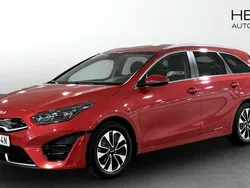 Röd (red) Begagnad 2023 Kia Ceed Sportswagon Advance Kombi | 279 900 kr (Lite dyr)