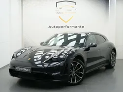 Svart Begagnad 2021 Porsche Taycan Cross Turismo Sedan | 799 000 kr